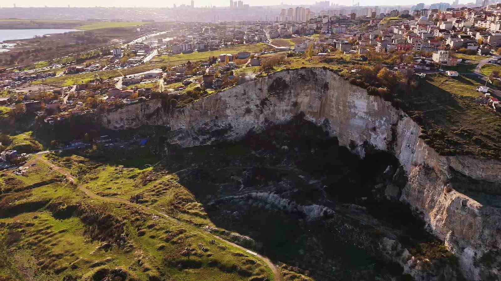 İstanbul’da uçurumun kenarında hayatlar
