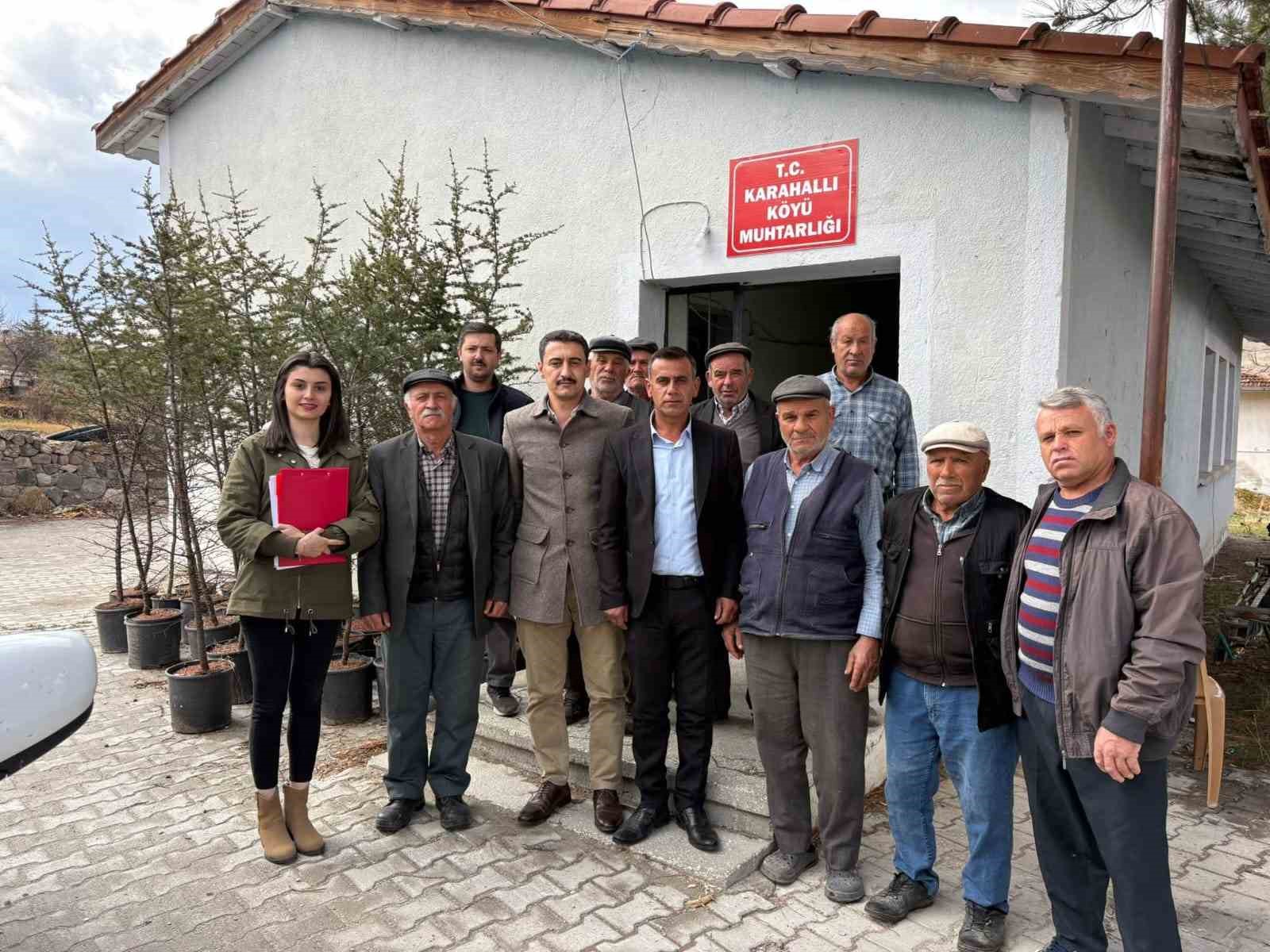 Şuhut’ta çiftçi eğitim toplantısı yapıldı