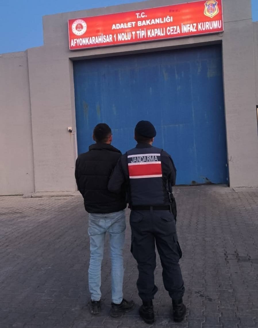 Jandarma tarafından aranan 31 kişi yakalandı
