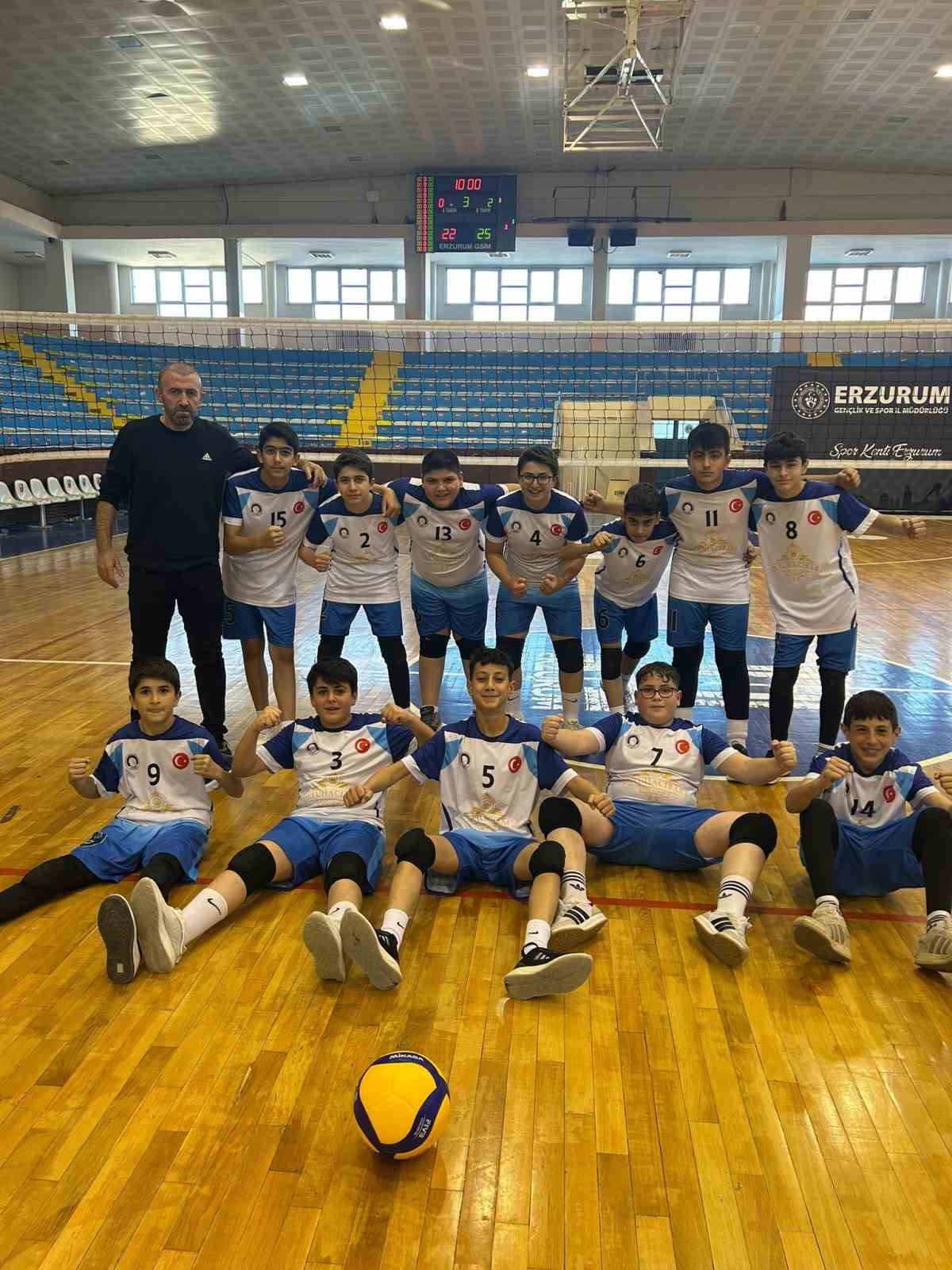 Voleybolda Erzurum Şampiyonu Oltu Cumhuriyet Ortaokulu
