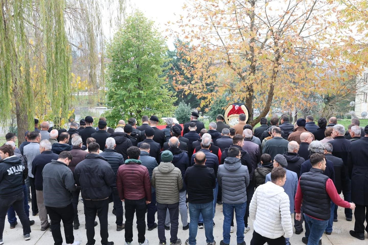 Vefat eden Kıbrıs gazisi son yolculuğuna uğurlandı
