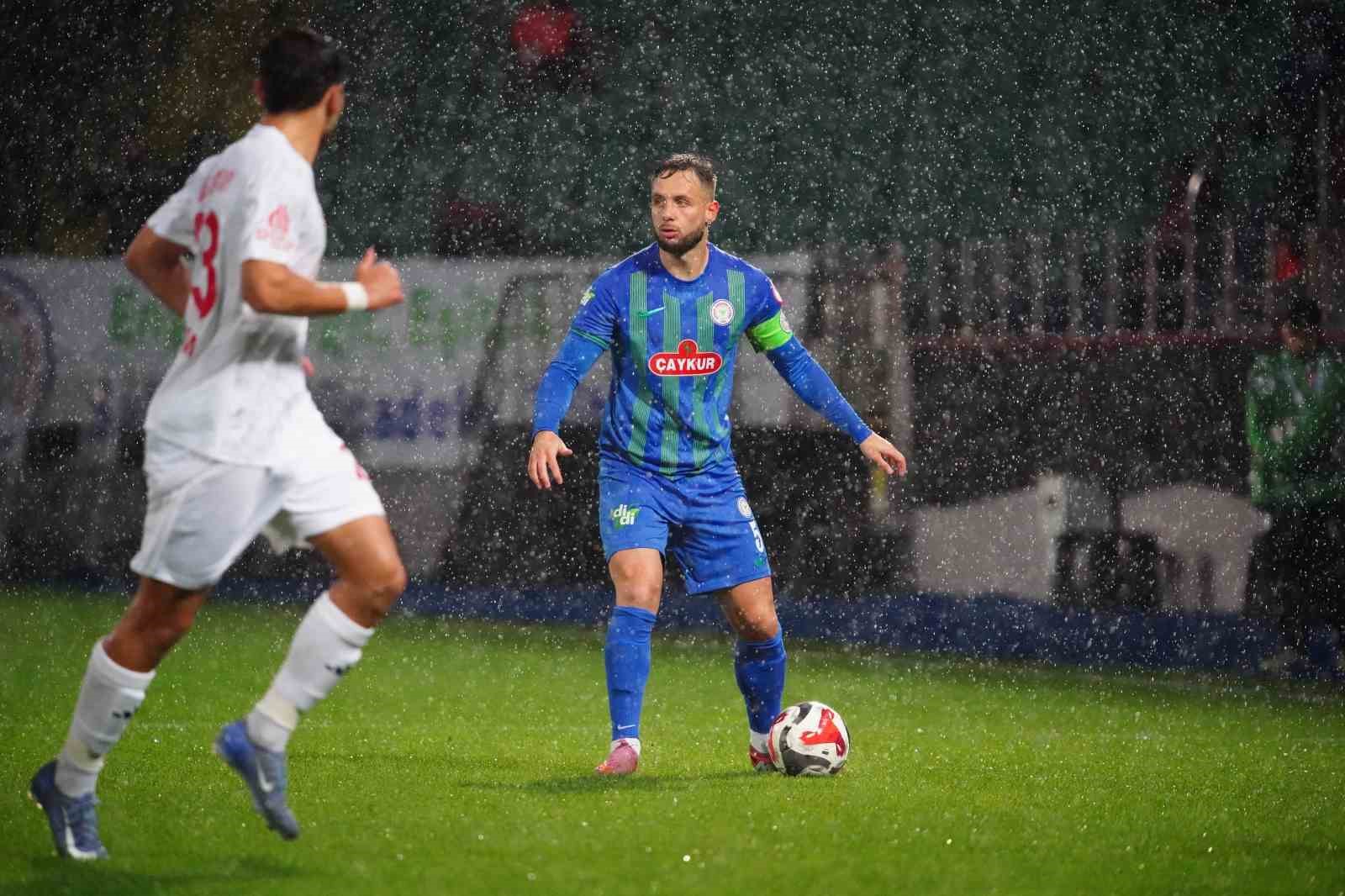 Ziraat Türkiye Kupası: Çaykur Rizespor: 6 - Pendikspor: 1
