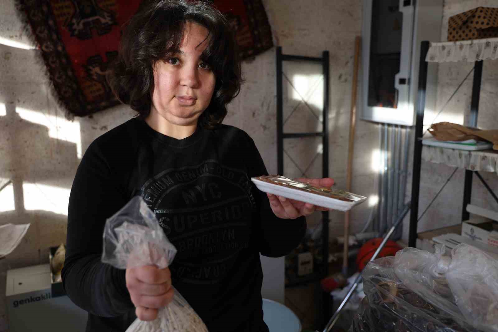 Küçük dükkanda büyük azim