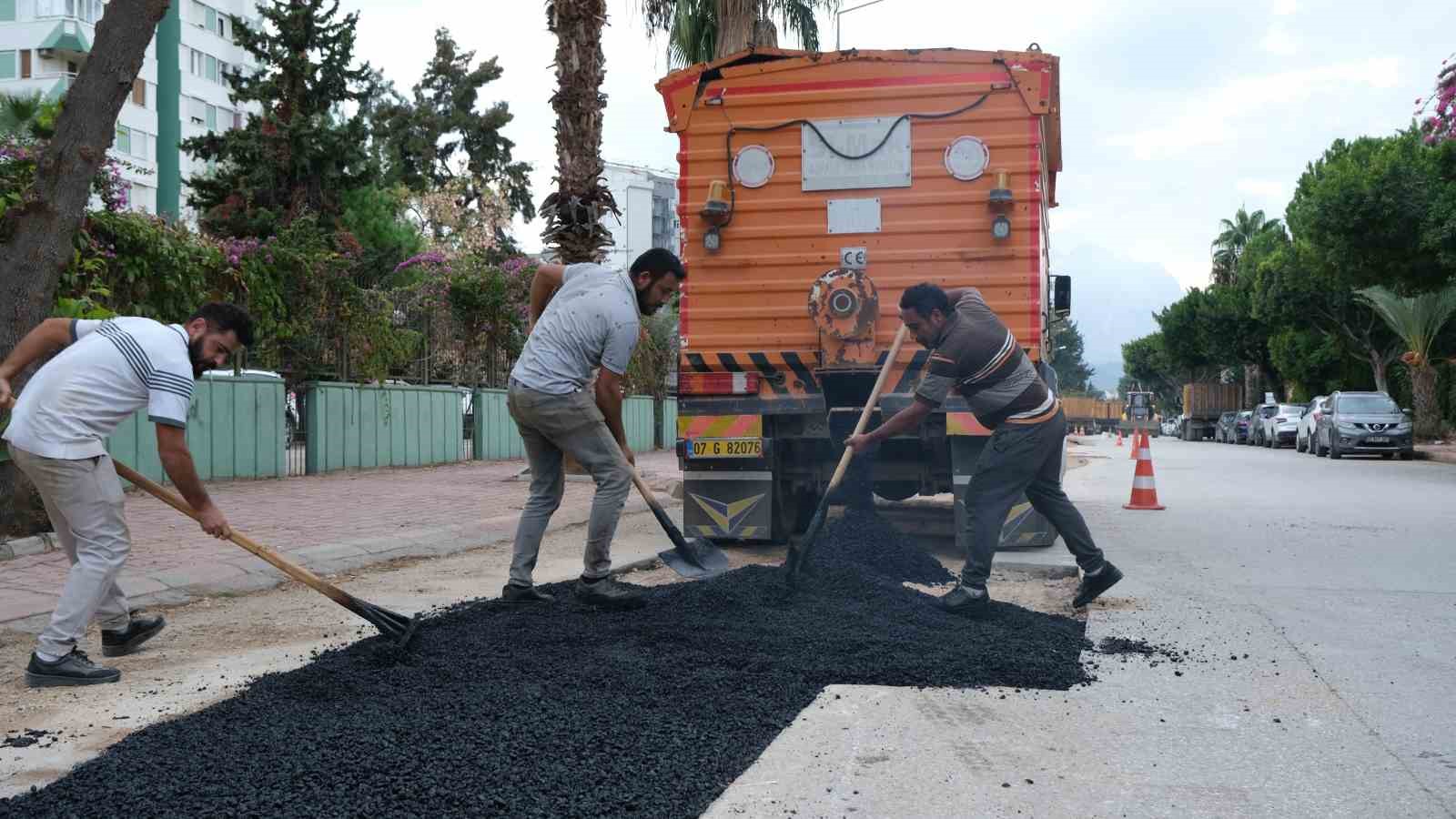 ASAT altyapı yatırımlarını tamamlarken asfalt çalışmalarını da hızlandırıyor
