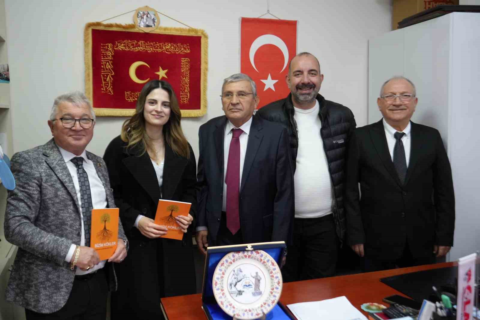 Recep Dindar Vakfı öğrencilere burs vermeye başladı