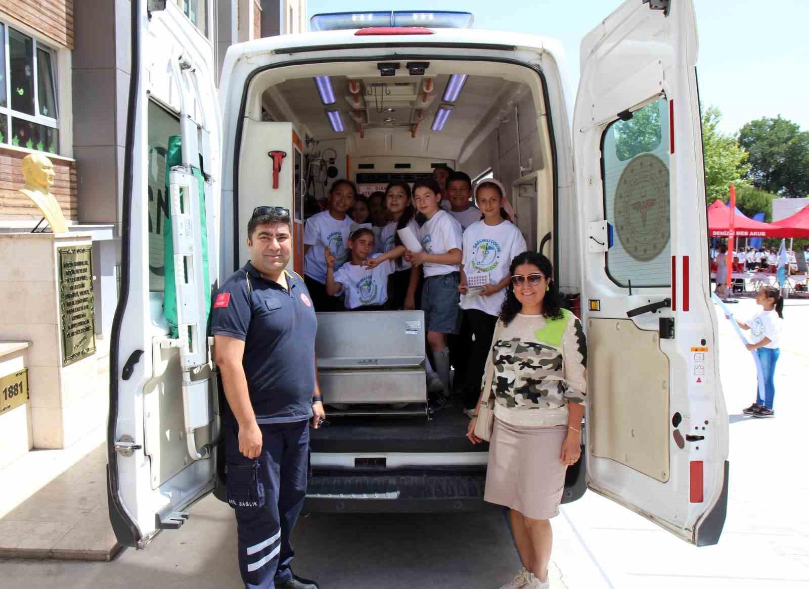 Denizli’de gelen 475 bin çağrıda 104 bin hastaya ambulans hizmeti verildi