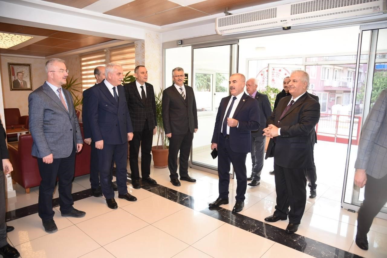 Balıkesir Milli Eğitim’de devir teslim töreni yapıldı
