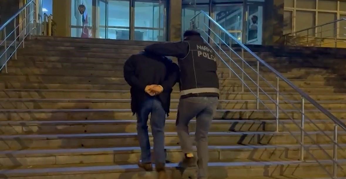 Kayseri&rsquo;de 14 yıl kesinleşmiş hapis cezası bulunan şahıs yakalandı
