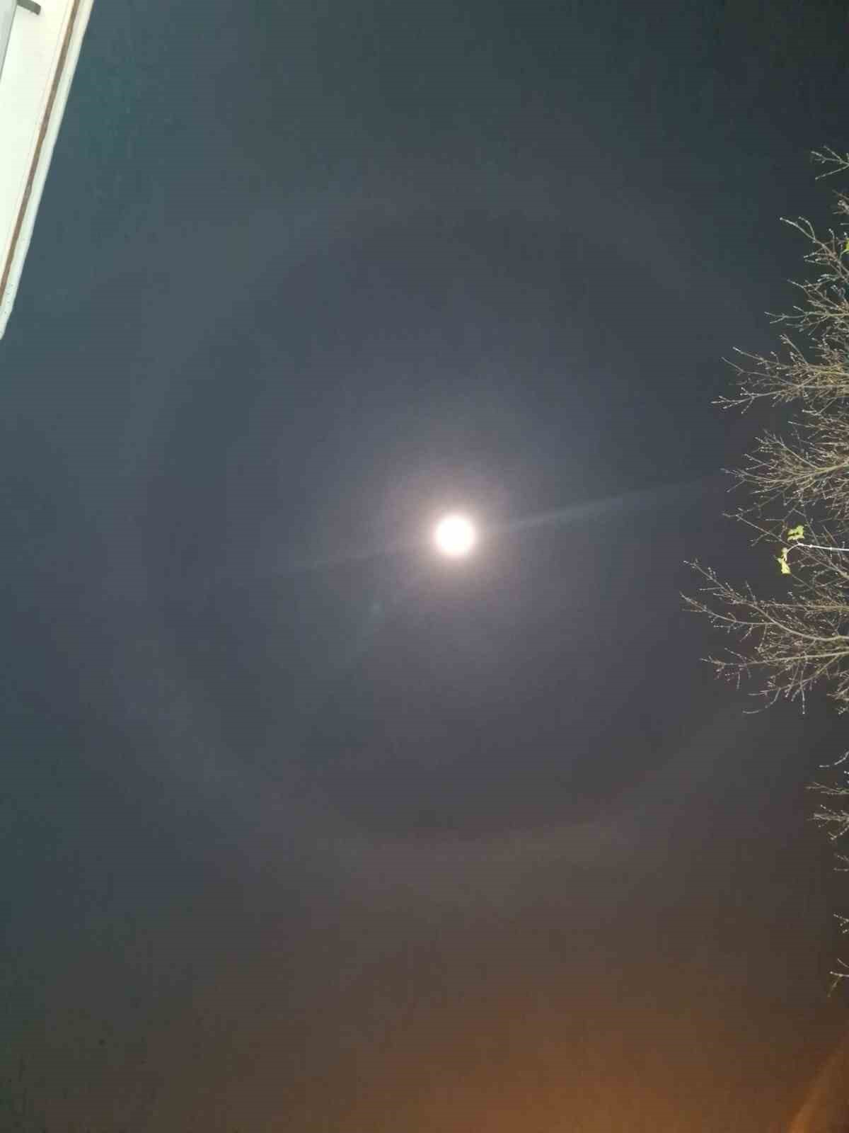 Muratlı semalarında ‘Ay Halesi’ görüldü