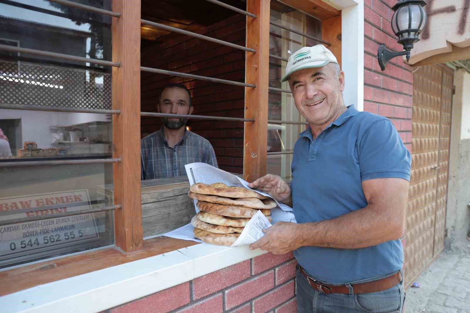 Kahramanmaraş Çardak Mahallesi’nde 170 yıllık ekmek geleneği sürüyor