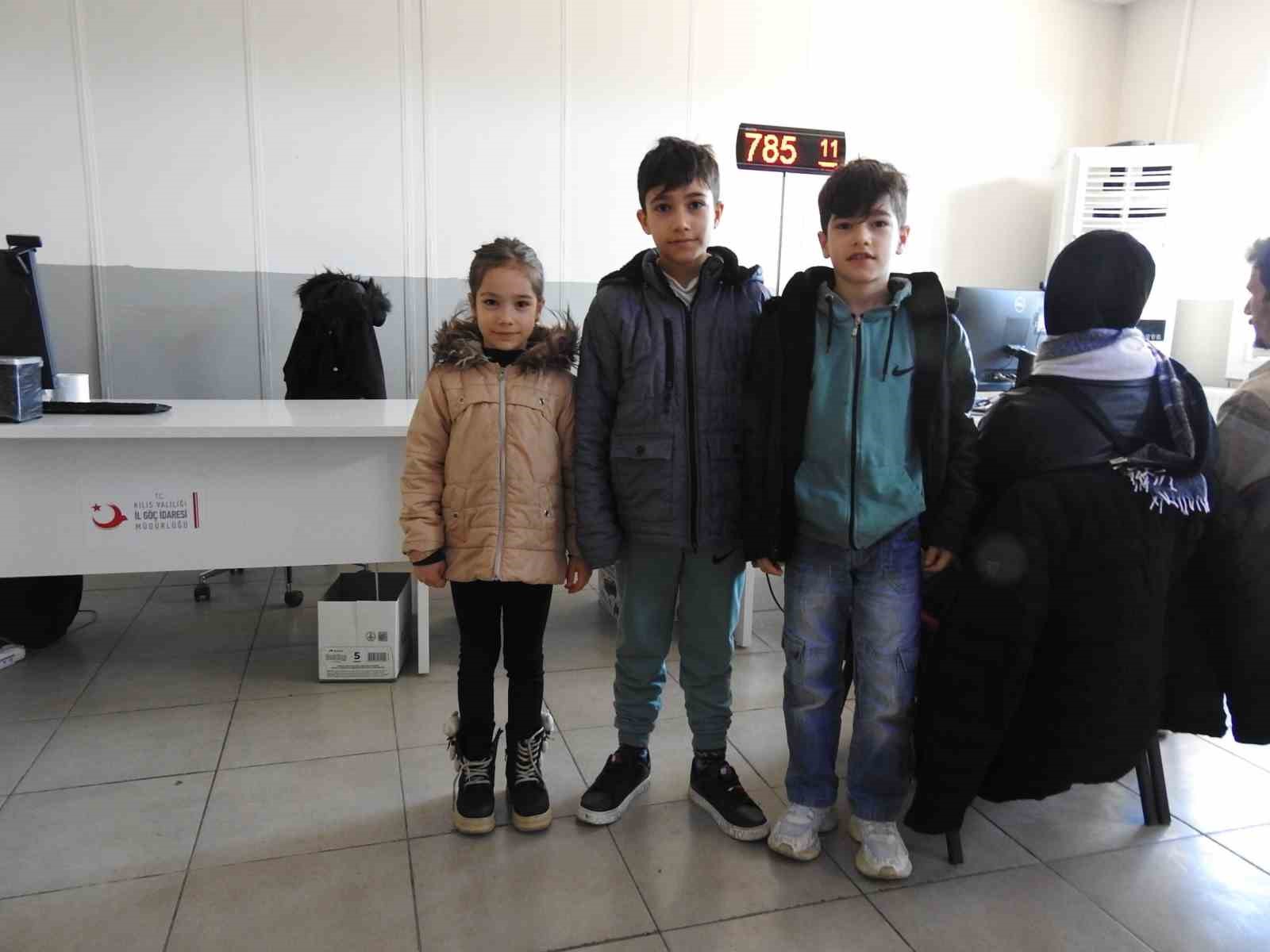 Suriyelilerin gönüllü dönüşleri sürüyor