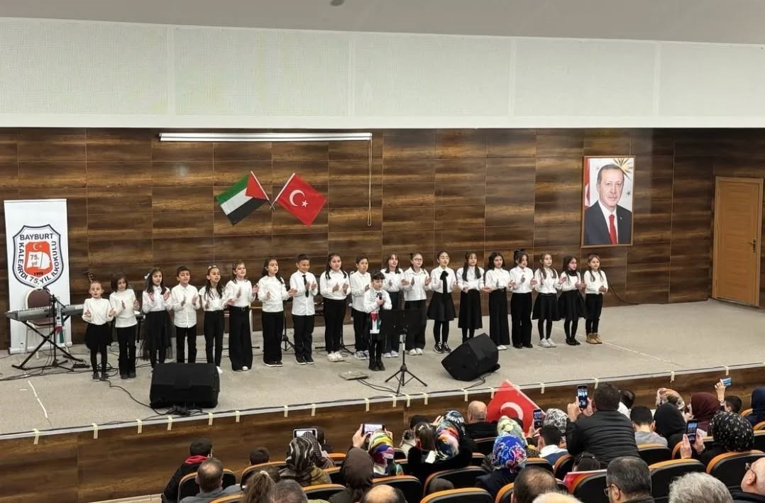 Bayburt’ta Filistin’e destek için dayanışma konseri düzenlendi