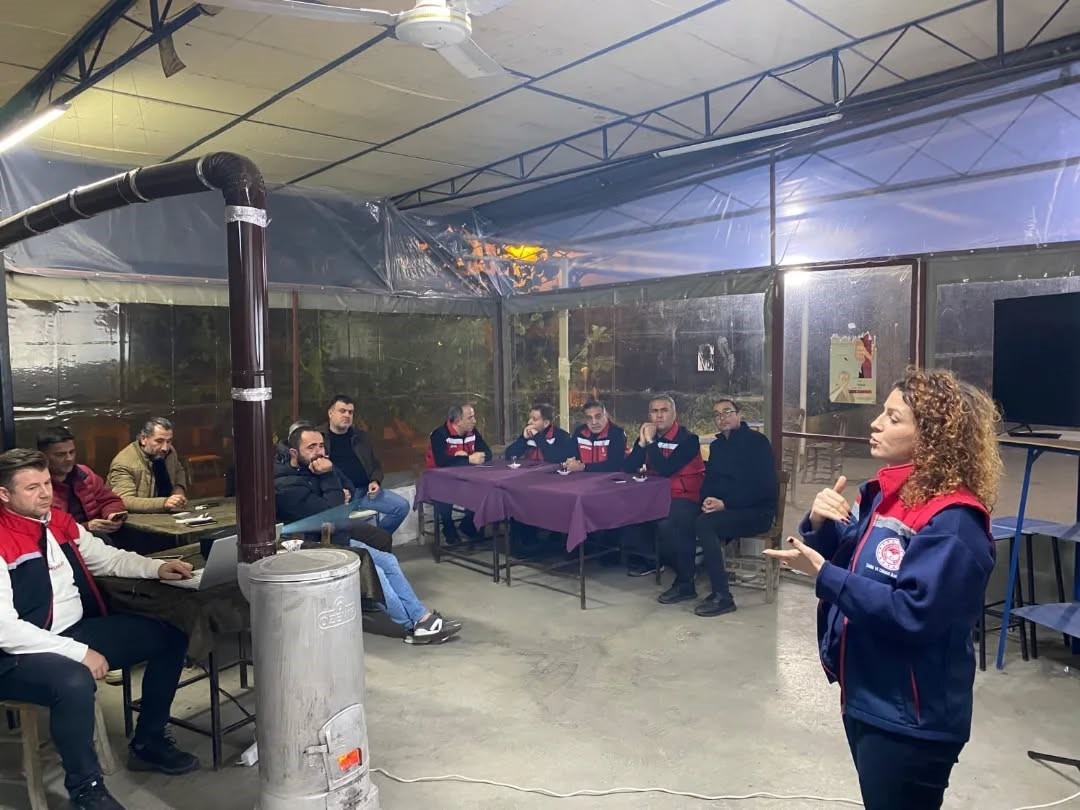 Efeler’de şap hastalığı bilgilendirmesi