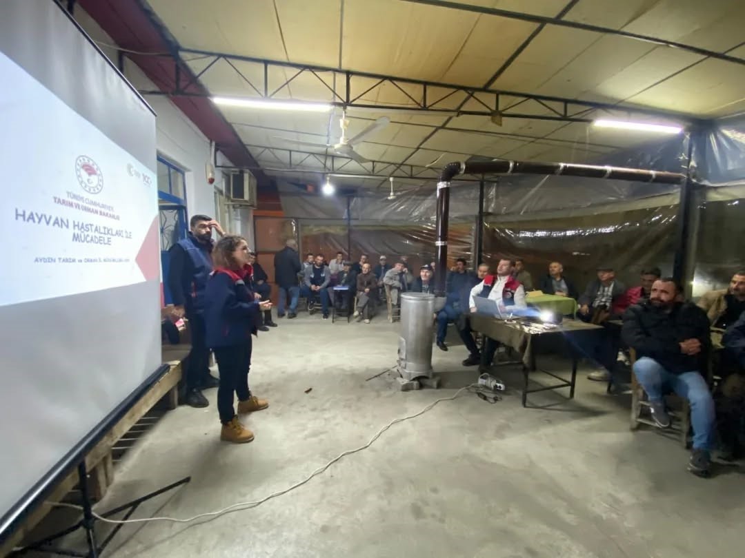 Efeler’de şap hastalığı bilgilendirmesi
