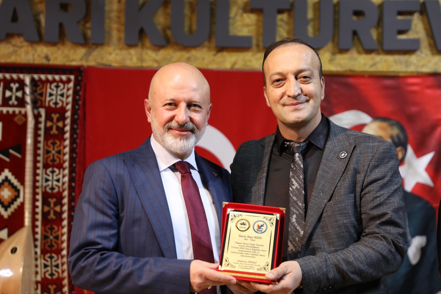 Başkan &Ccedil;olakbayrakdar, engellilerin g&ouml;n&uuml;llerine dokundu
