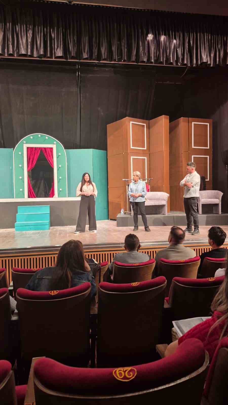 Art Bridge International Workshop Sahne Tozu Tiyatrosu’nda başladı
