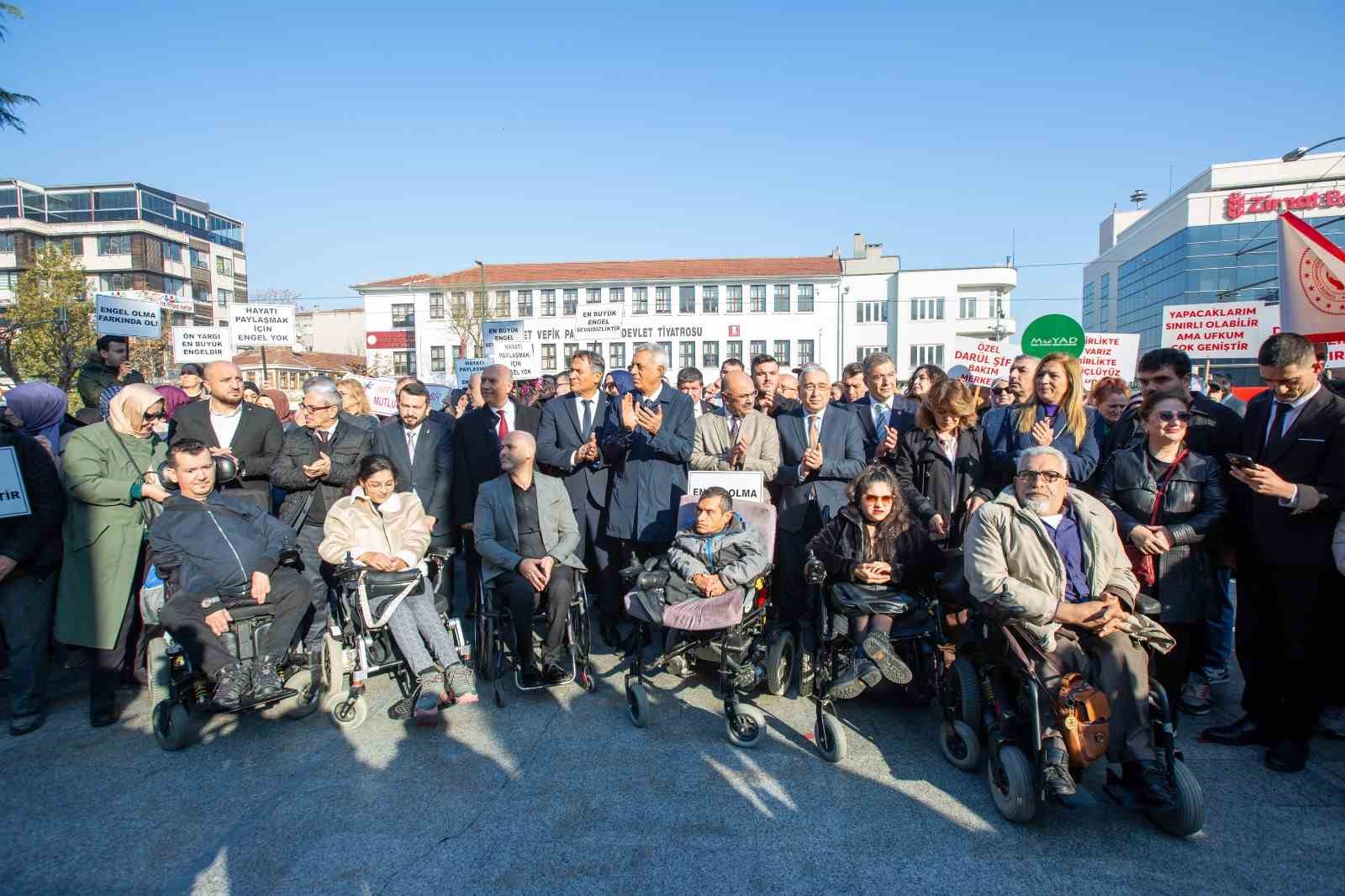 Bursa’da engeller aşılıyor