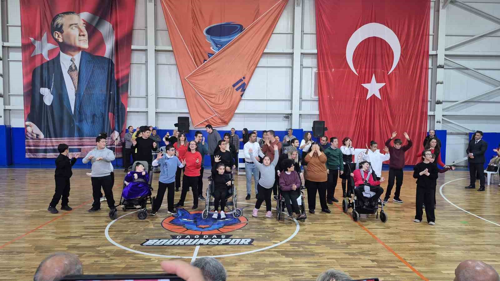 Bodrum&rsquo;da &rsquo;engelleri kaldıran&rsquo; farkındalık
