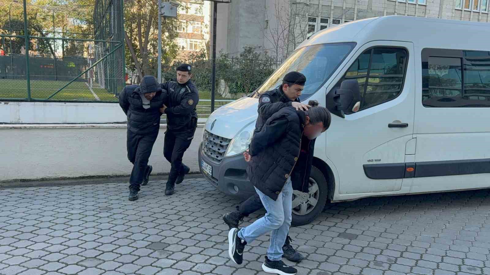 Samsun’da bazanın altında 1 kilo 727 gram metamfetamin ele geçti
