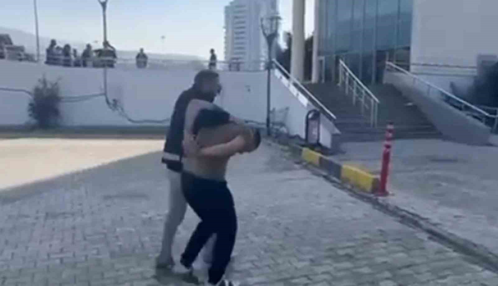 İskenderun’da kasten yaralama ve tehdit şüphelisi tutuklandı