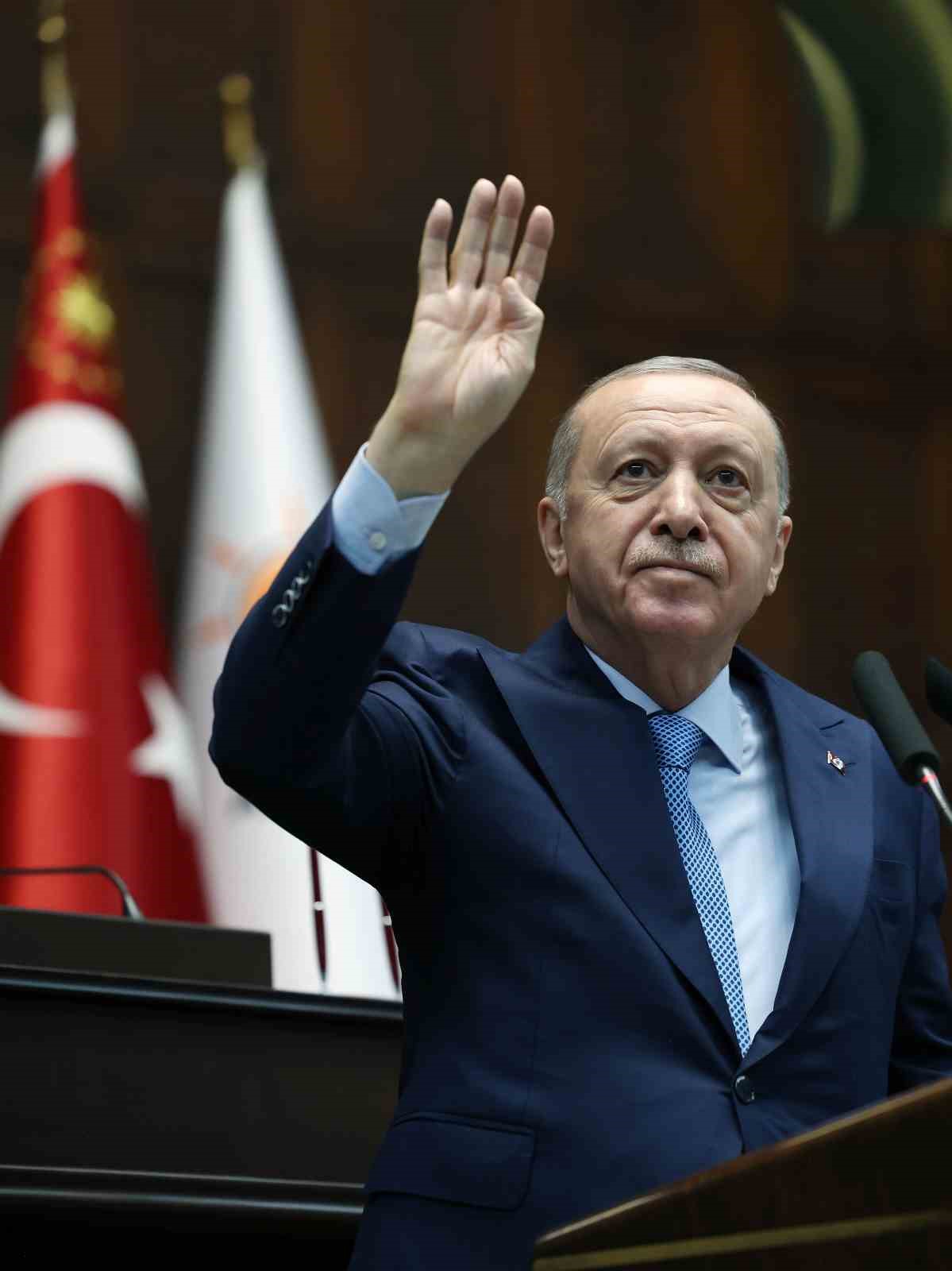 Cumhurbaşkanı Erdoğan: "Bahçeli’yi hedef alan açıklamalar kabul edilemez, bu vahim hatadan dönülmeli"
