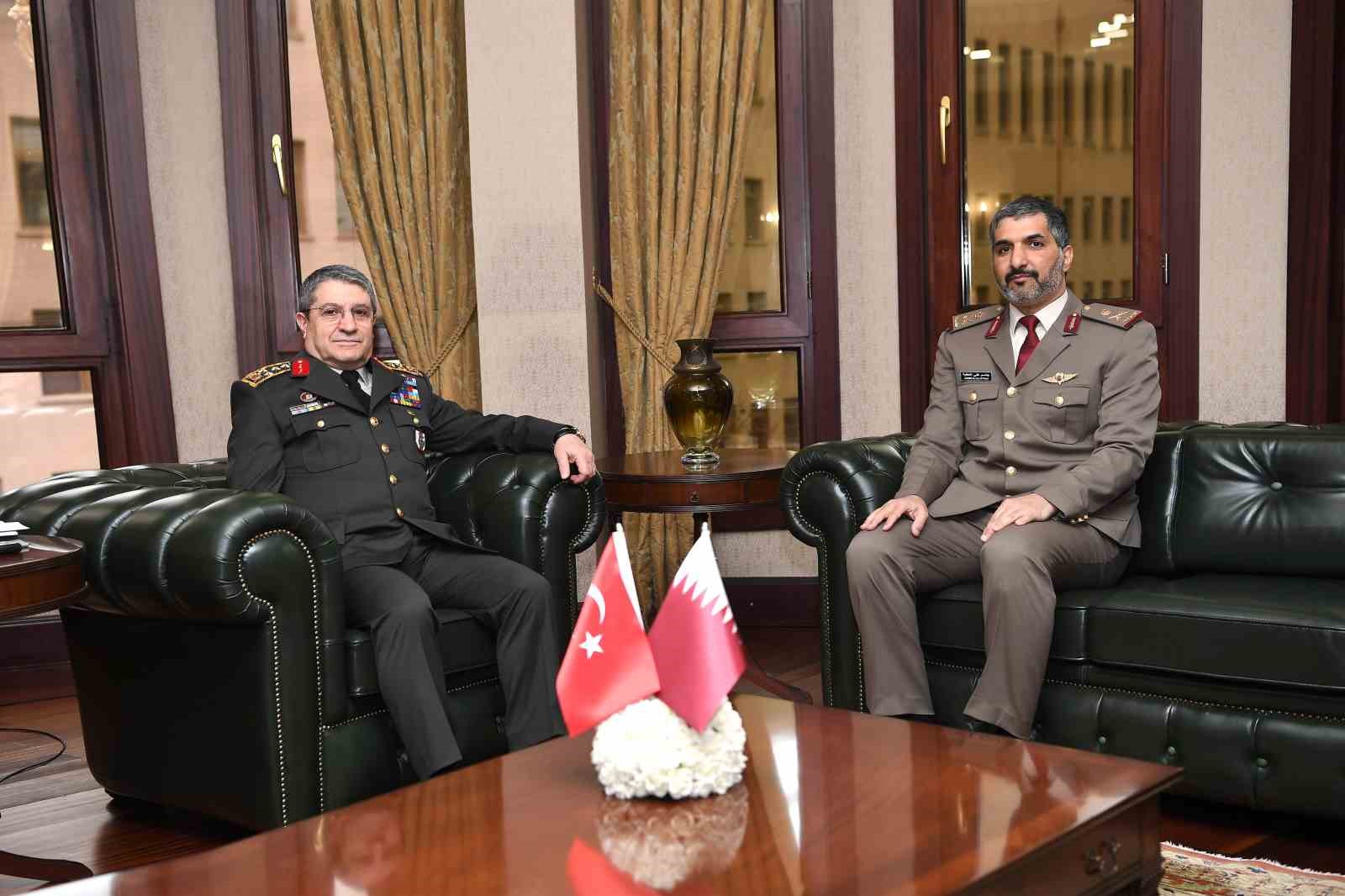 Genelkurmay Başkanı Bayraktaroğlu, Katar Kara Kuvvetleri Komutanı Al-Attiyah’ı kabul etti
