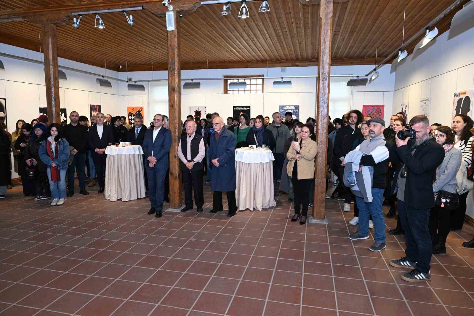 Altıntaş-Momayez Sergisi, Anadolu Üniversitesi’nde sanatseverlerle buluştu