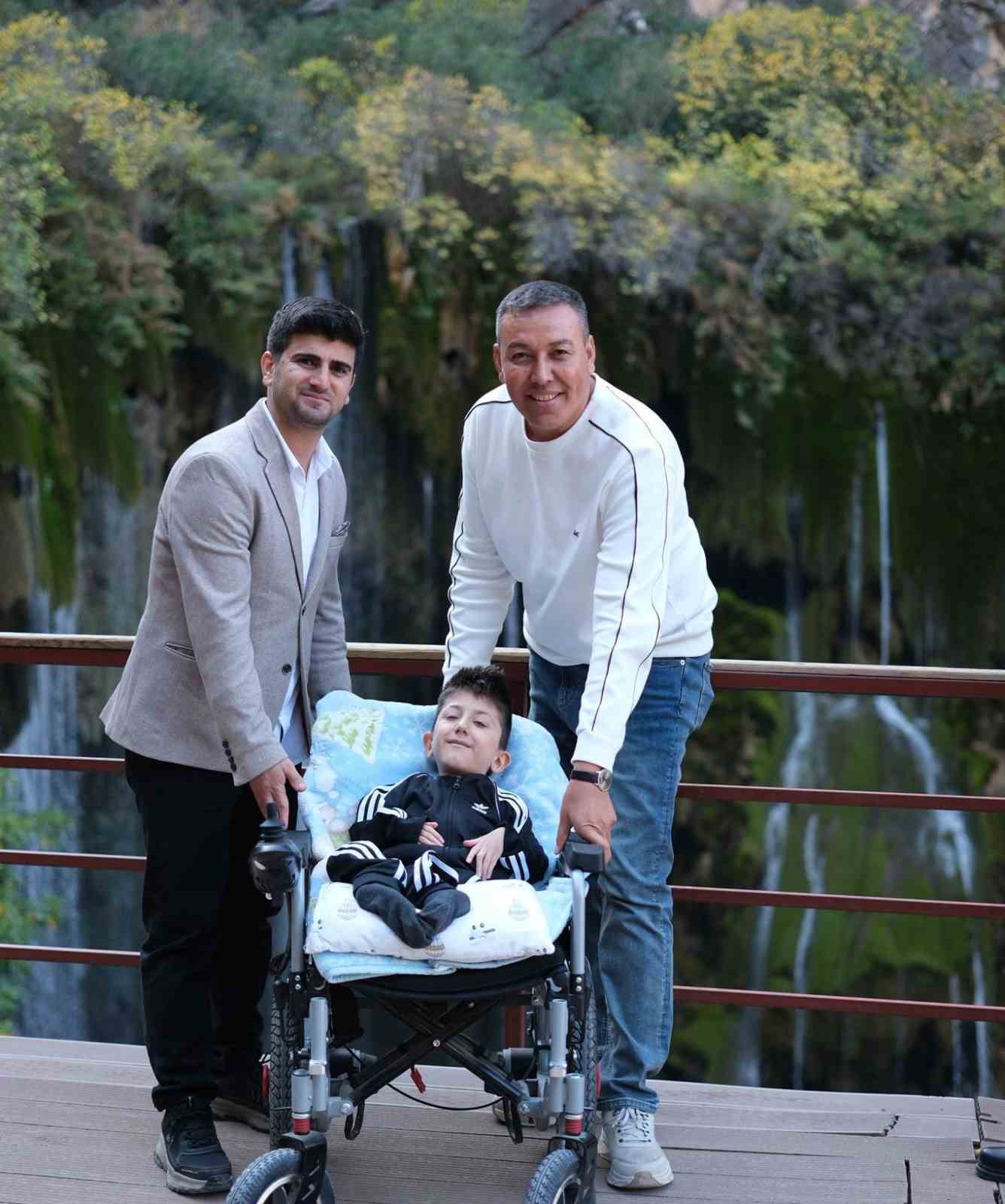 Cam kemik hastas ocuun hayalini salk ekipleri gerekletirdi
