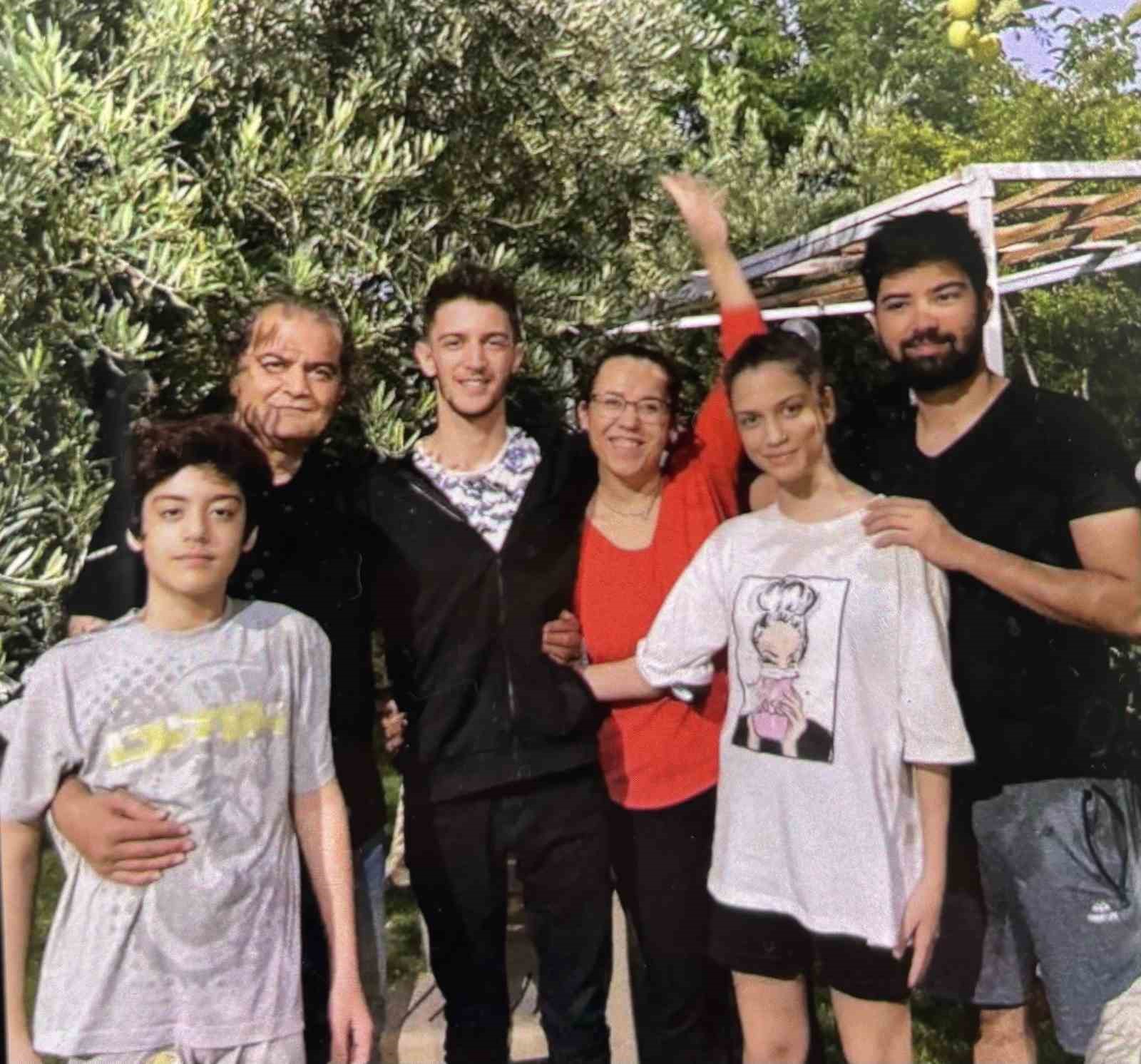 49 kişiye mezar olan Emre Apartmanı davasında 4 sanık tahliye edildi
