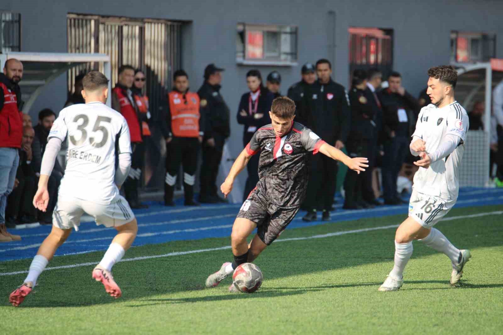 Ziraat Türkiye Kupası: Kahramanmaraşspor: 1 - Erzurumspor FK: 3
