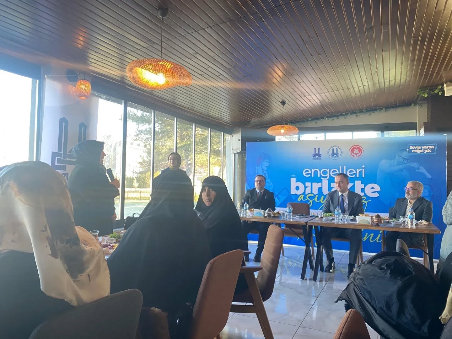 Engelli bireylere ve ailelerine destek
