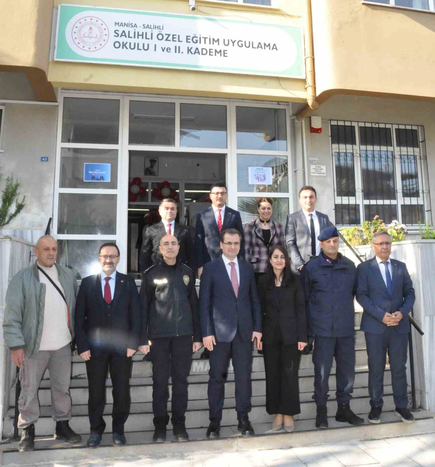 Salihli’de Yaşam Becerileri Atölyesi hizmete girdi
