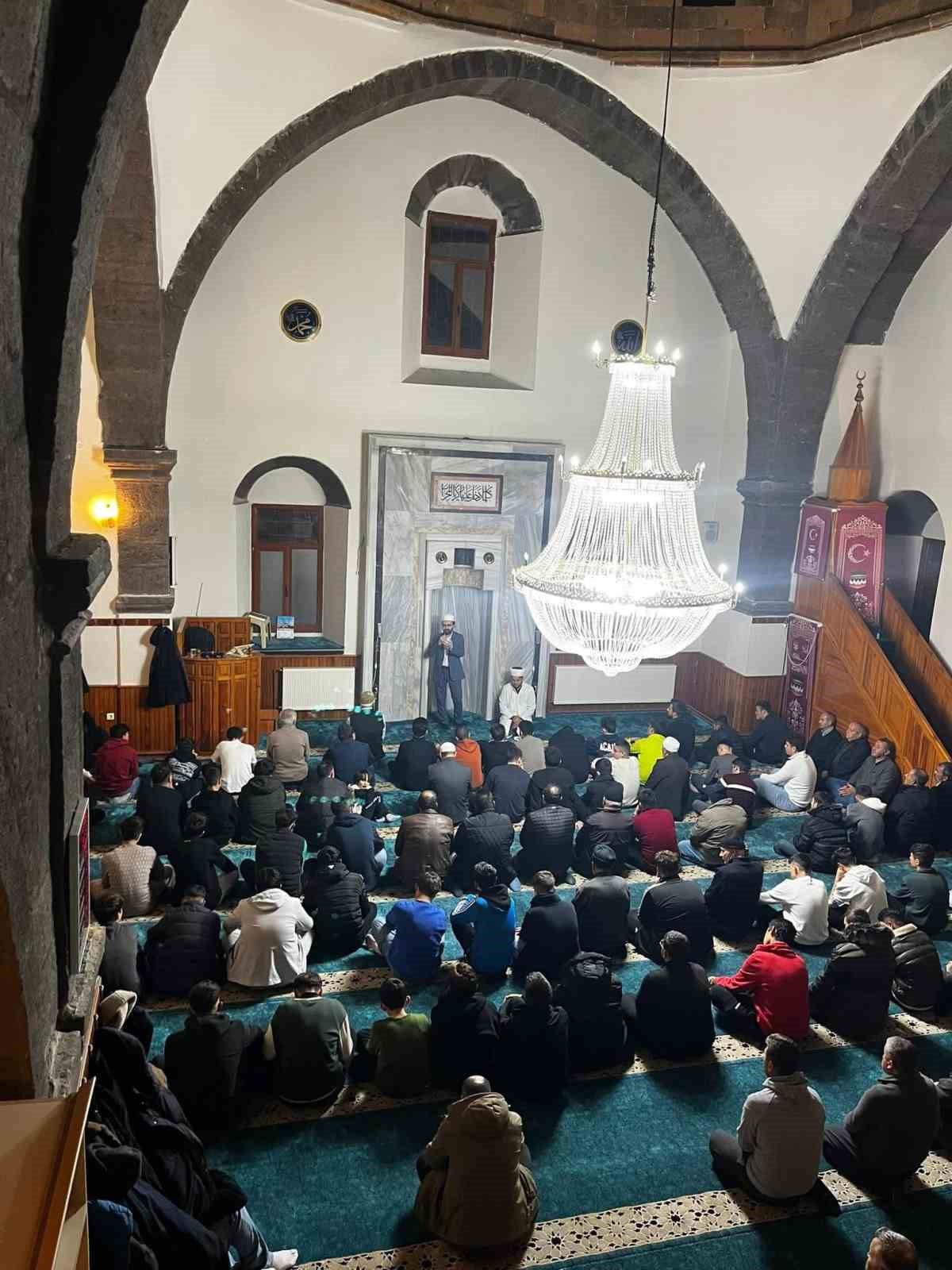 Tomarza İlçe Müftülüğü’nden ‘Gençlik Buluşması’ programı