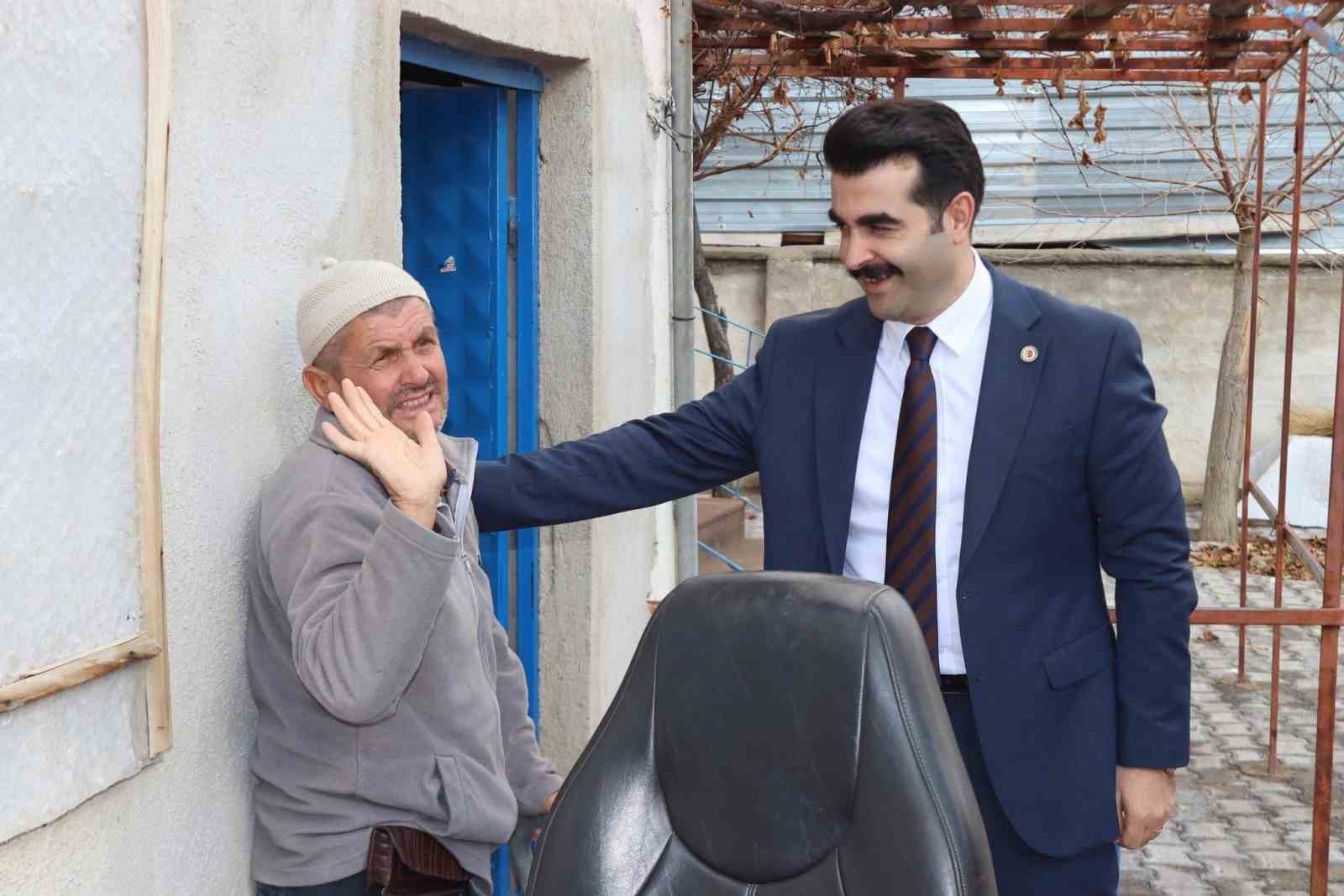 Tomarza Kaymakamı Eser Engelliler G&uuml;n&uuml;&rsquo;n&uuml; unutmadı
