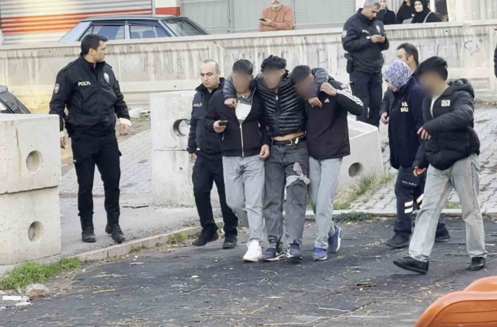 Aksaray’da iki günde iki çocuk akranları tarafından bıçaklandı