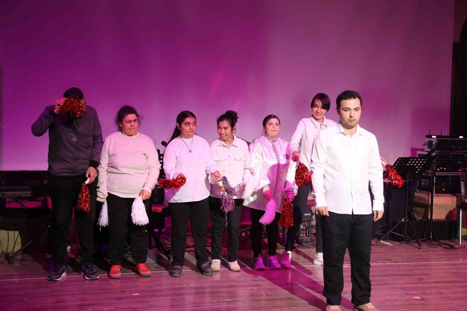 Nevşehir’de "3 Aralık Dünya Engelliler Günü" programına büyük ilgi gördü