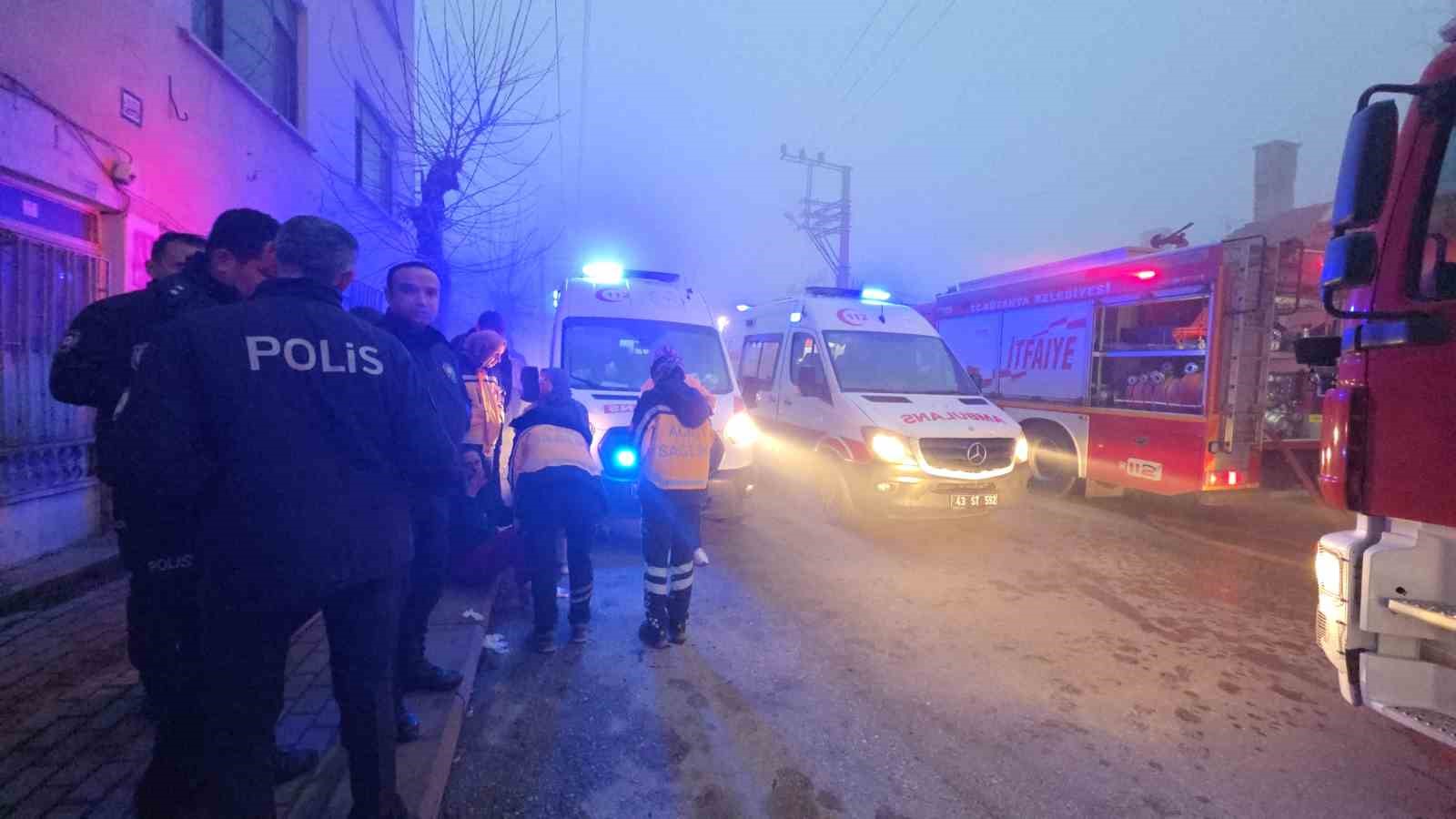 Kütahya’da ahşap evde çıkan yangında 85 yaşındaki kadın hayatını kaybetti