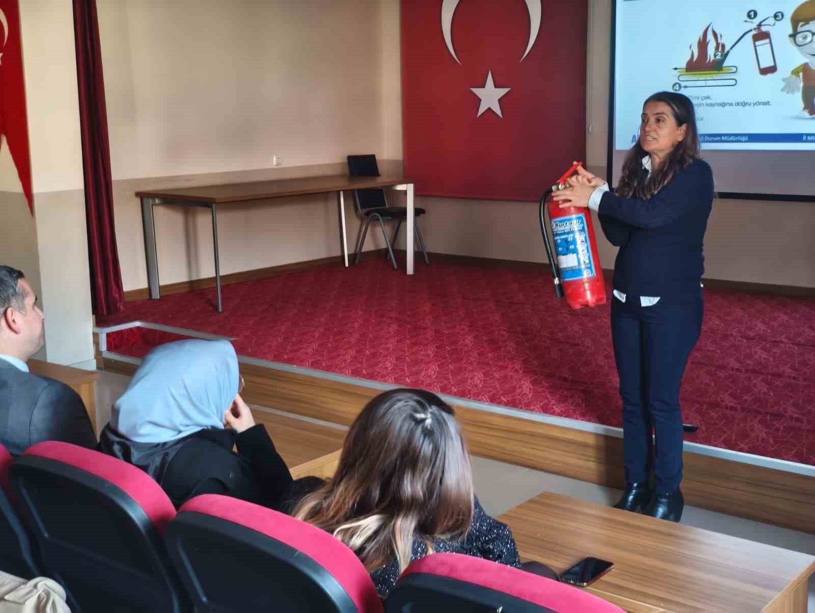 Tunceli’de afetlere karşı bilinç seferberliği
