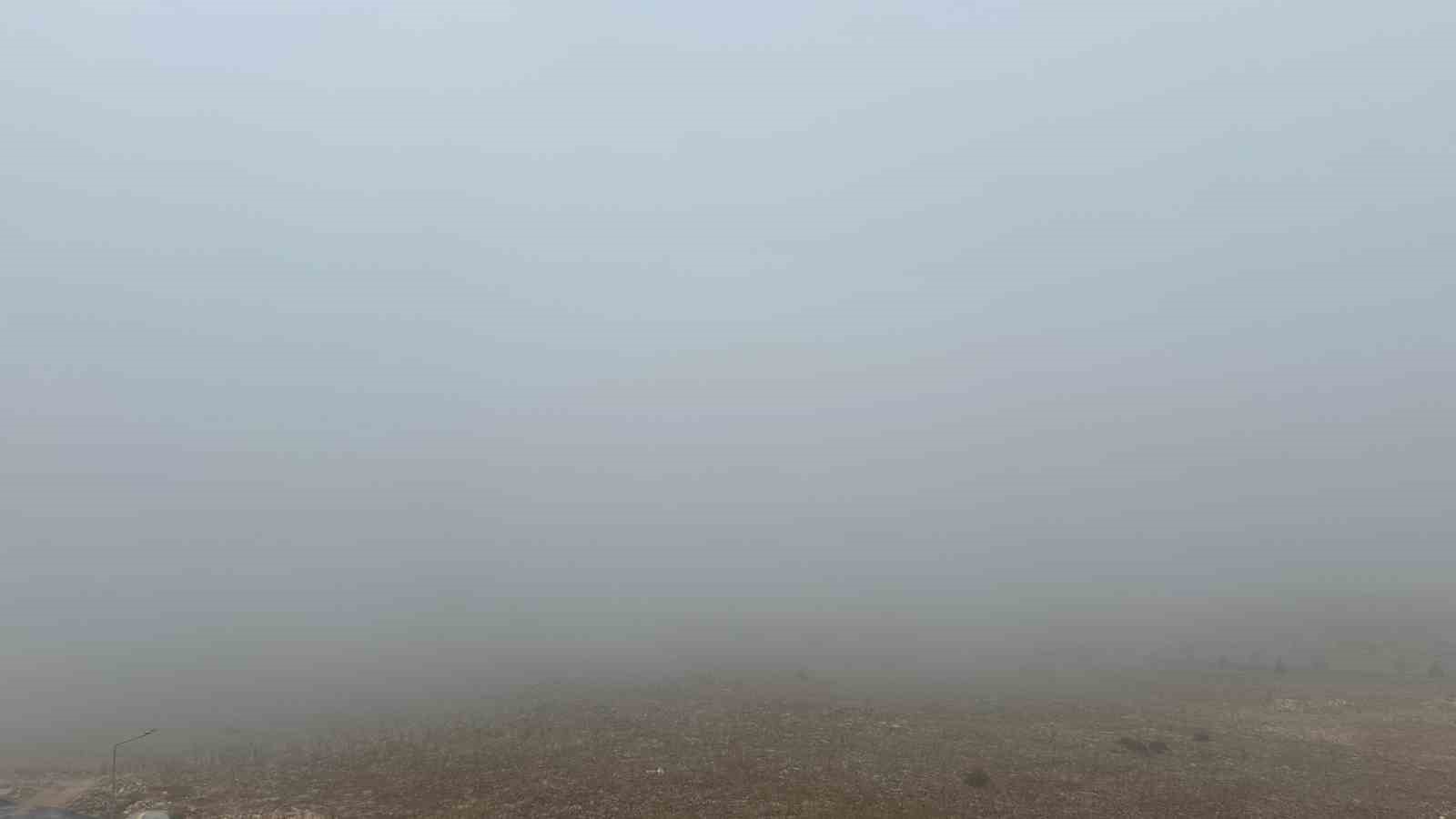 Elazığ’da sis etkisini sürdürüyor
