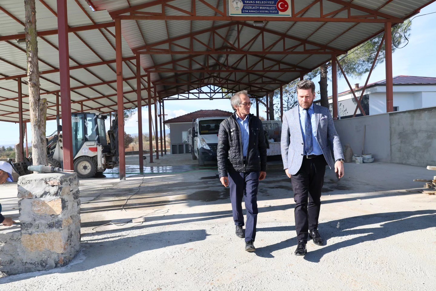 Başkan Tatık, Güzelköy Mahallesi Sosyal Tesis çalışmalarını yerinde inceledi