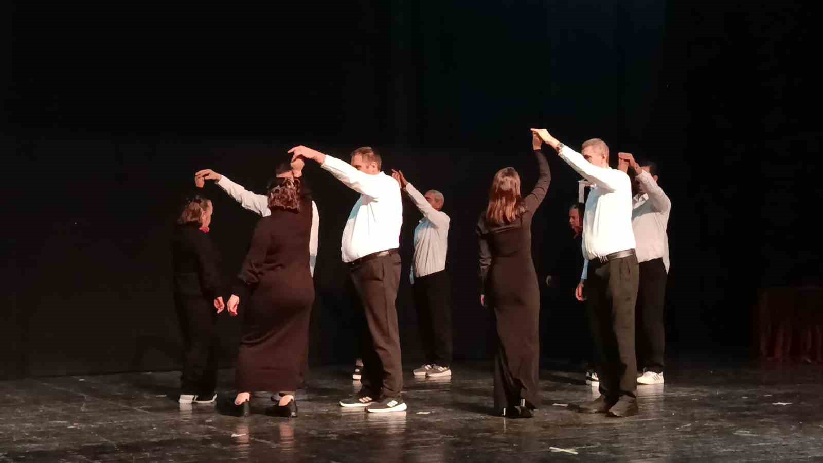 Engelliler yeteneklerini sergiledi