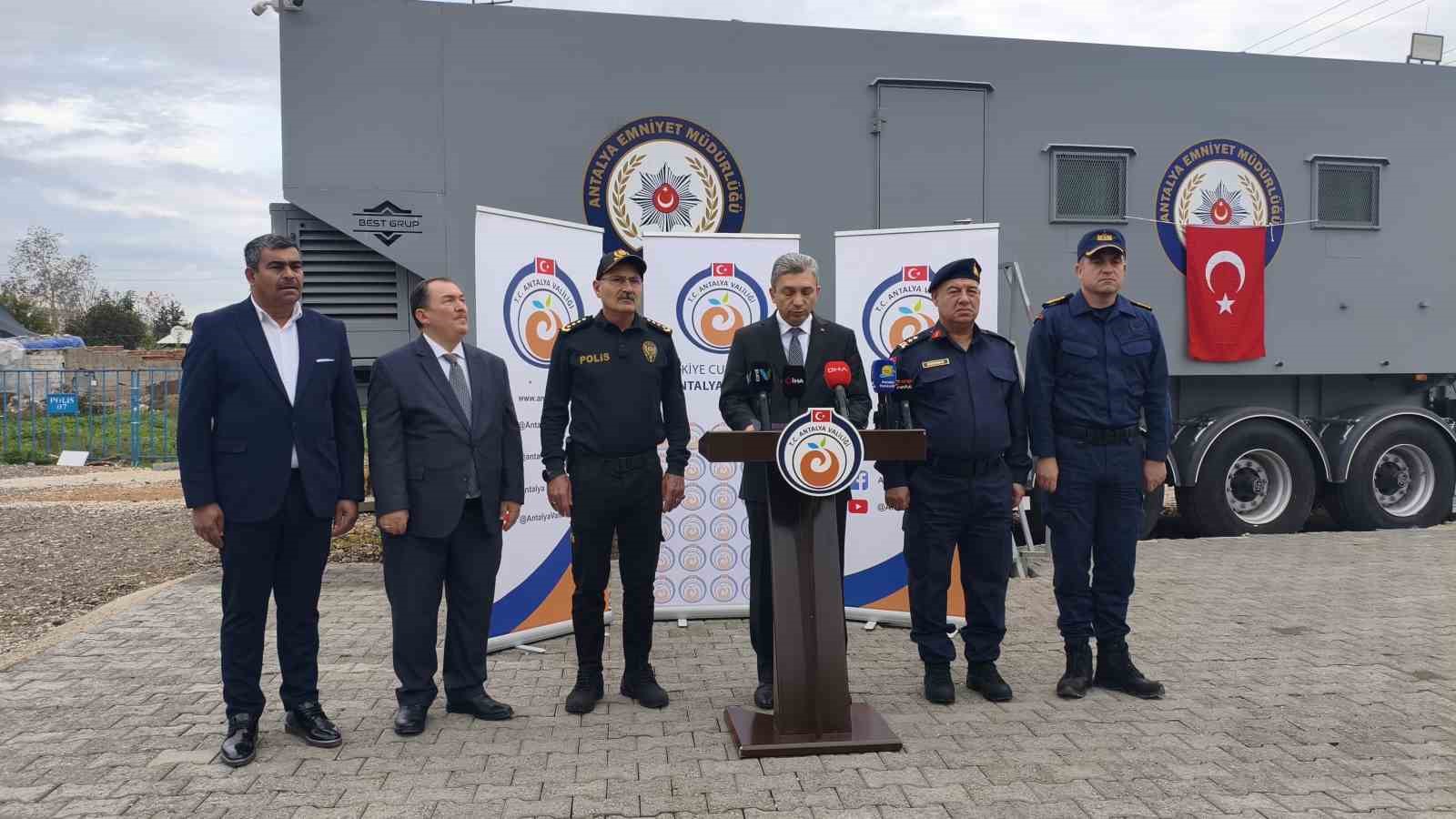 Antalya Valisi Hulusi Şahin: "Uyuşturucuya talep olduğu müddetçe her zaman arz filizlenir"