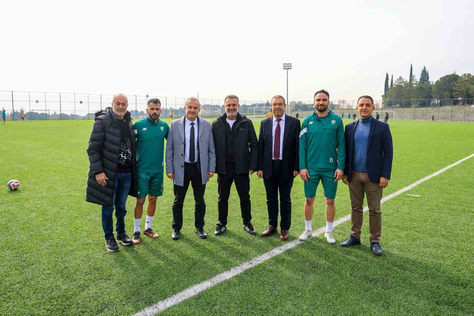 BUÜ’den Bursaspor’a tam destek
