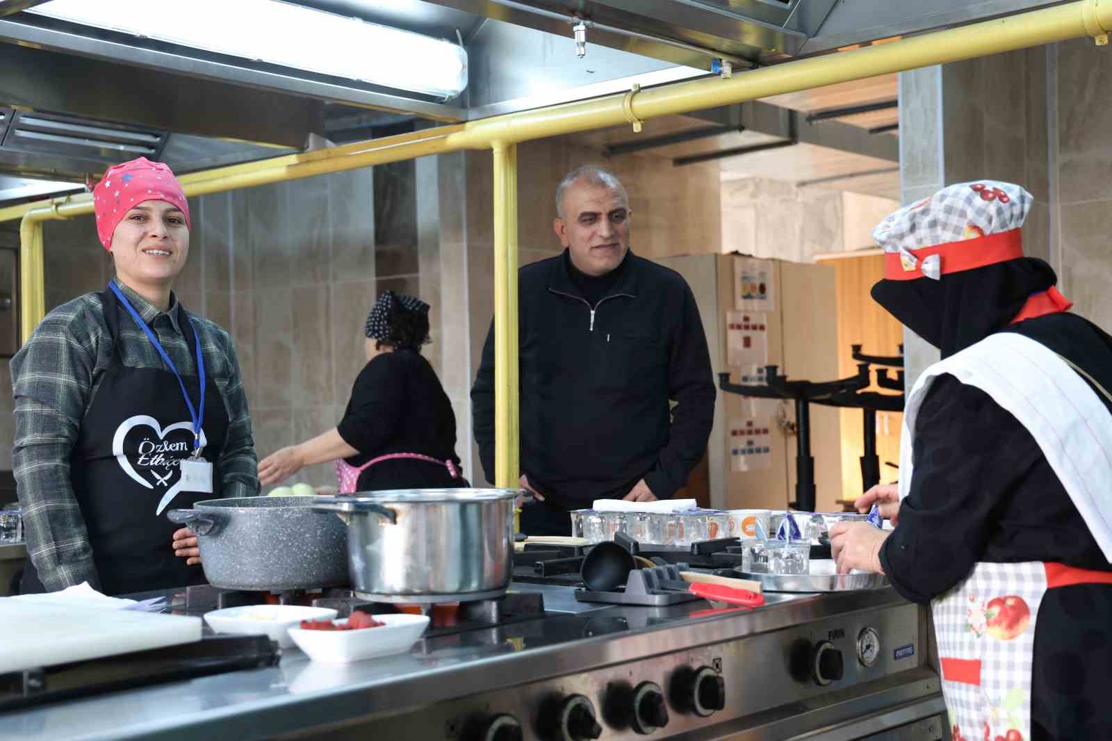 Elazığ mutfağı ulusal arenaya taşınıyor: 40 kadın geleneksel tariflerle yarıştı