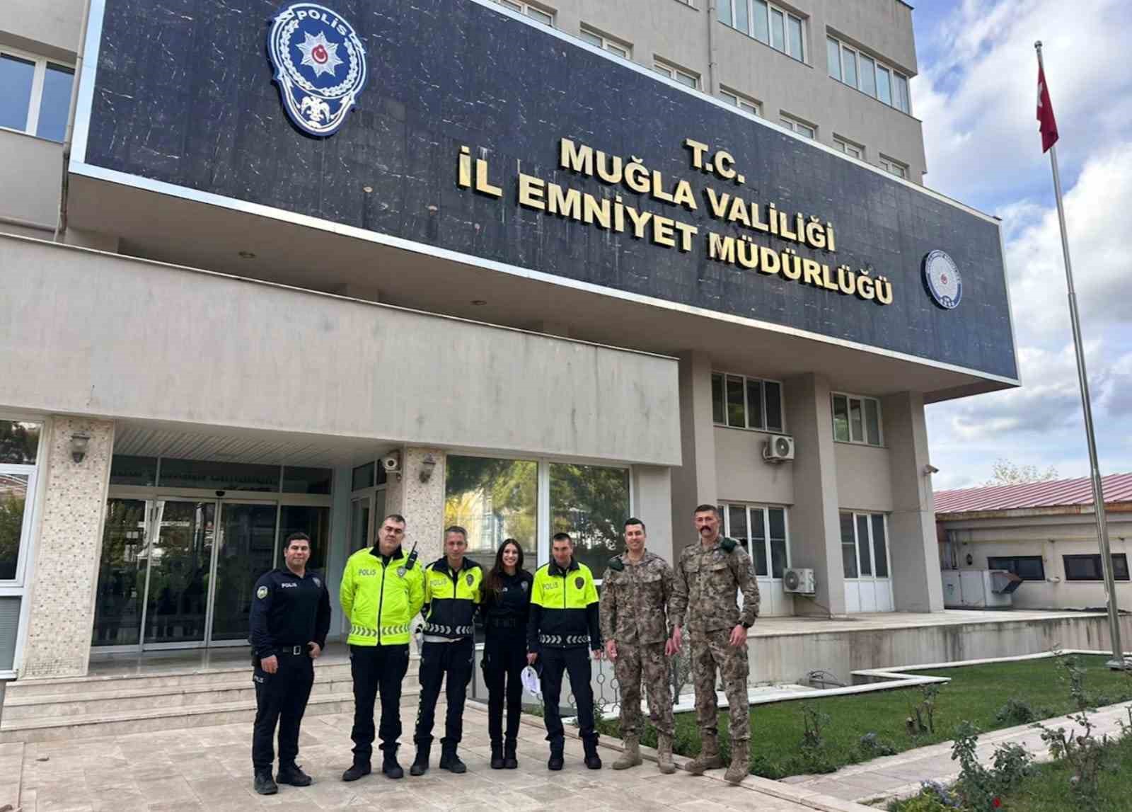 Muğla Emniyeti, engelli gencin polislik hayalini gerçekleştirdi
