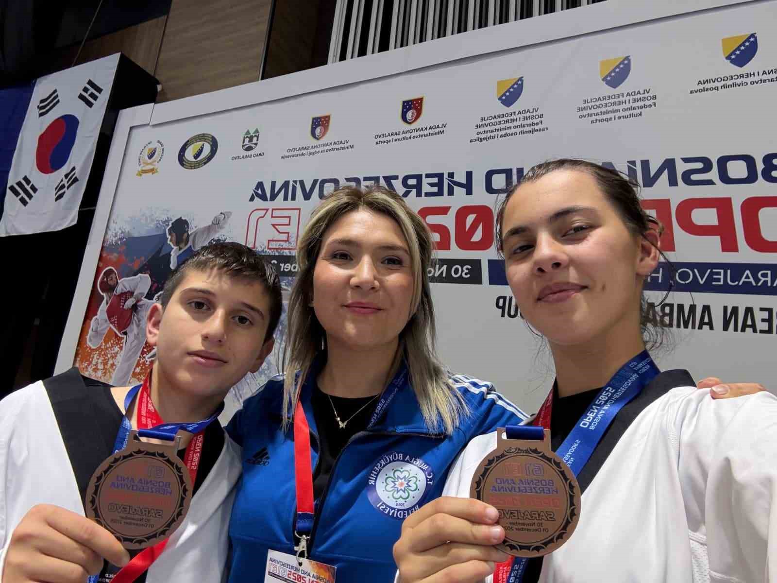 Büyükşehir Taekwondocuları Saraybosna’da Türkiye’yi gururlandırdı
