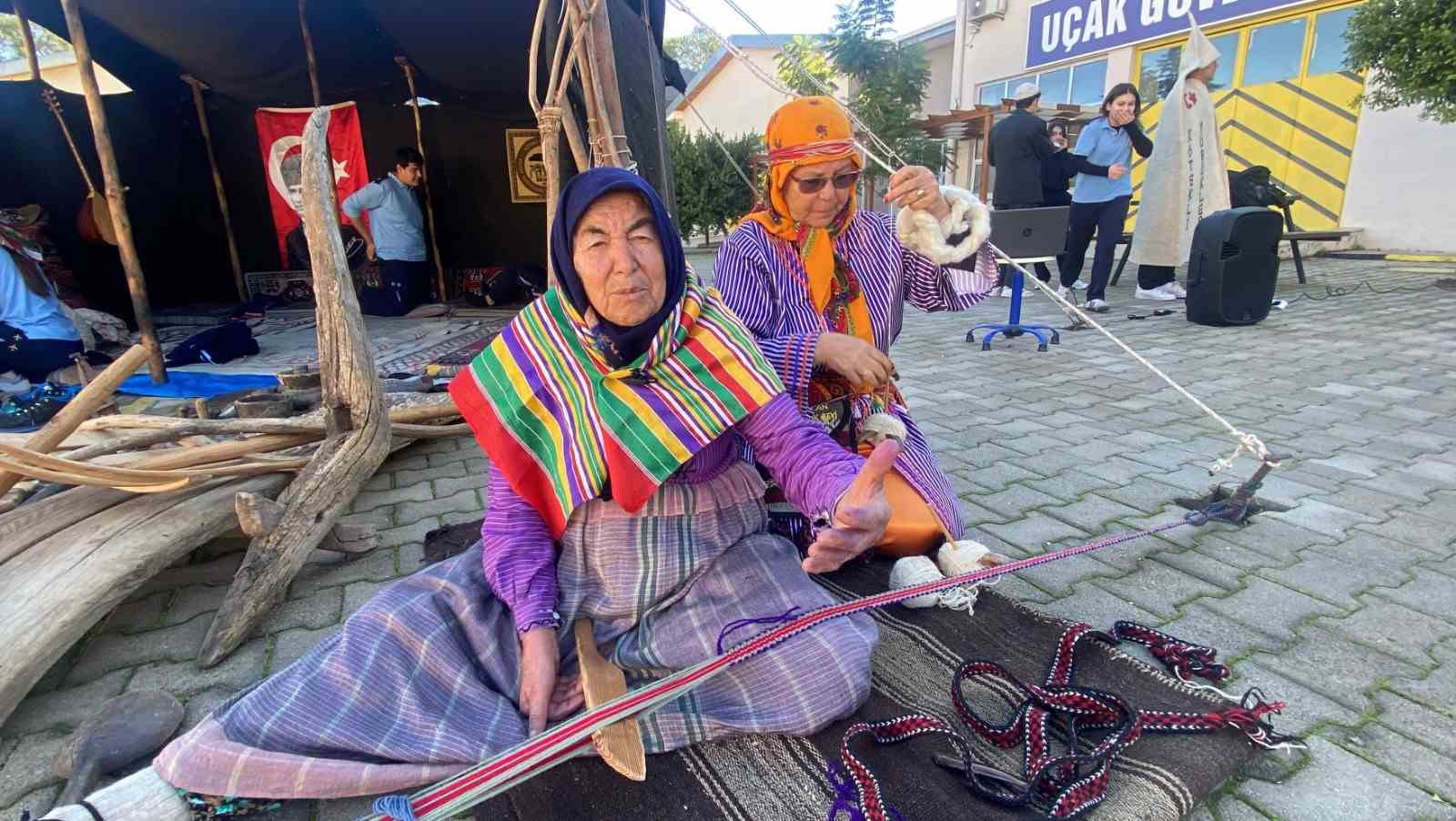 Aksu’da ders zili Yörük Çadırında çaldı