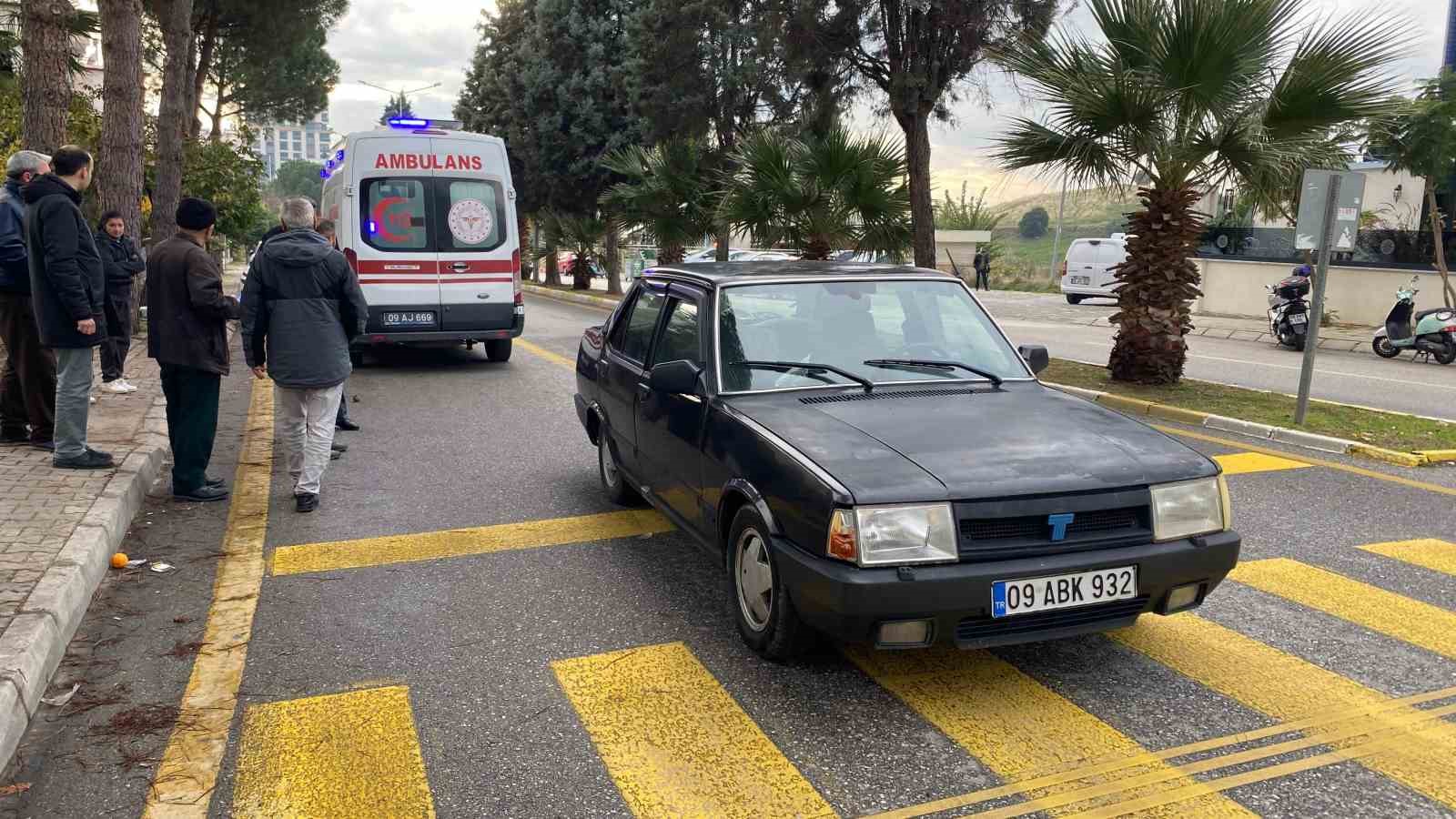 Yaya geçidinden geçmeye çalıştı, otomobil çarptı: 1 yaralı
