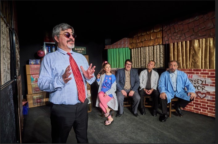 "Kahraman Bakkal" oyunu 27 yıl sonra yeniden sahnede