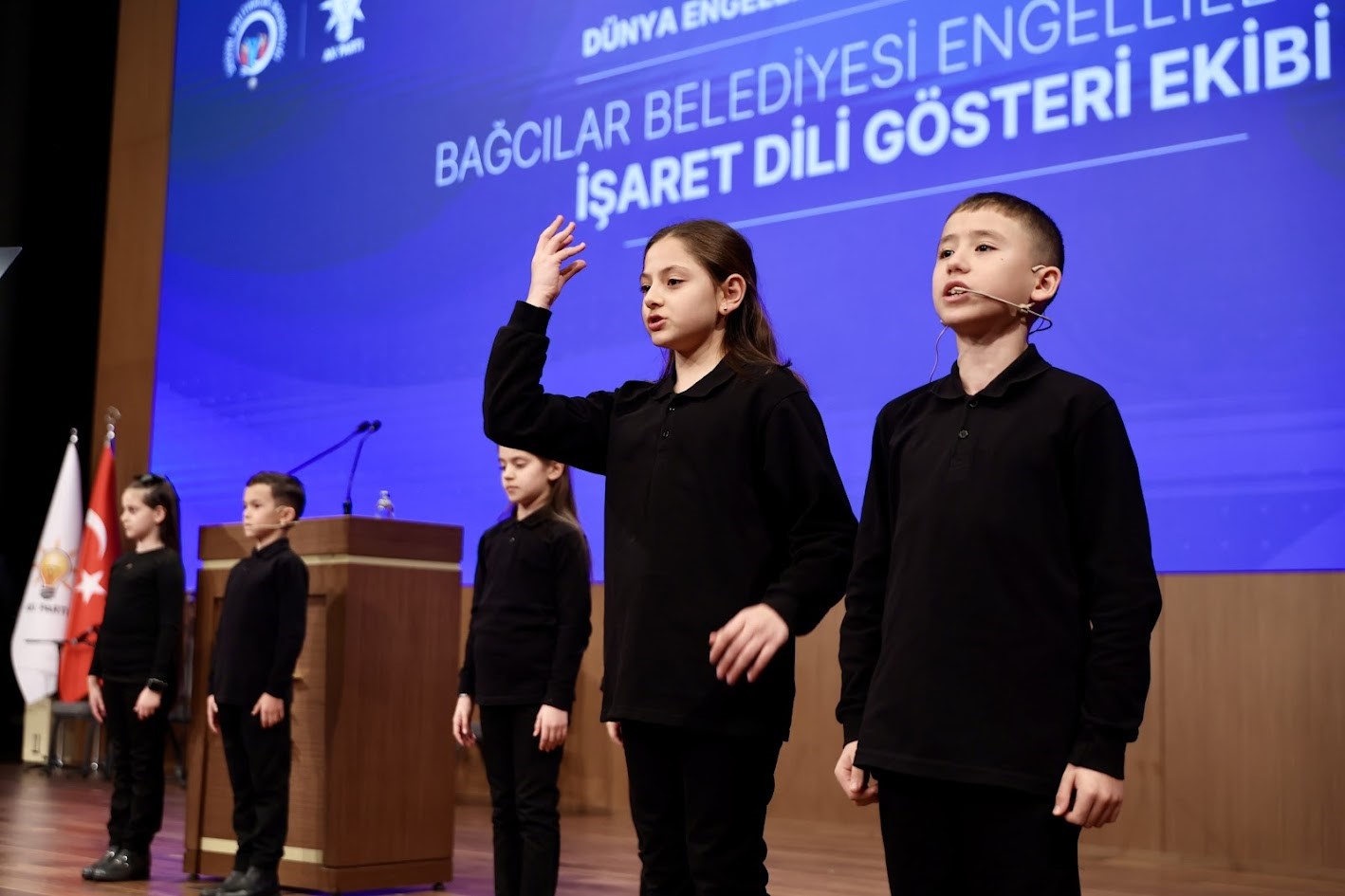 Bağcılar Belediyesi Engelliler Sarayı kursiyerleri Türkiye Buluşması’na katıldı
